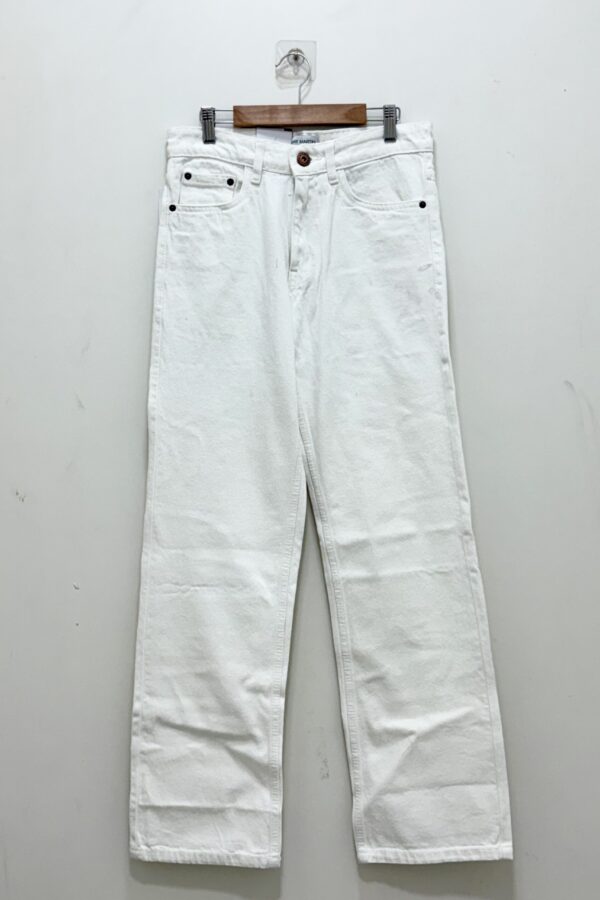 White baggy fit jean