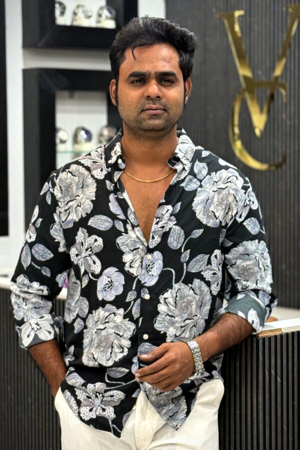 Viscose floral printed shirt - Black